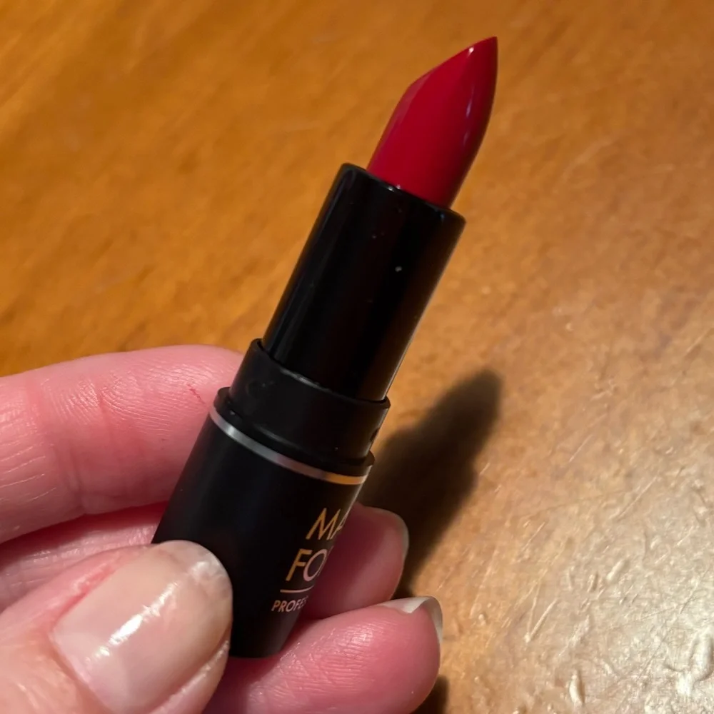 Makeup Forever Matte Lipstick